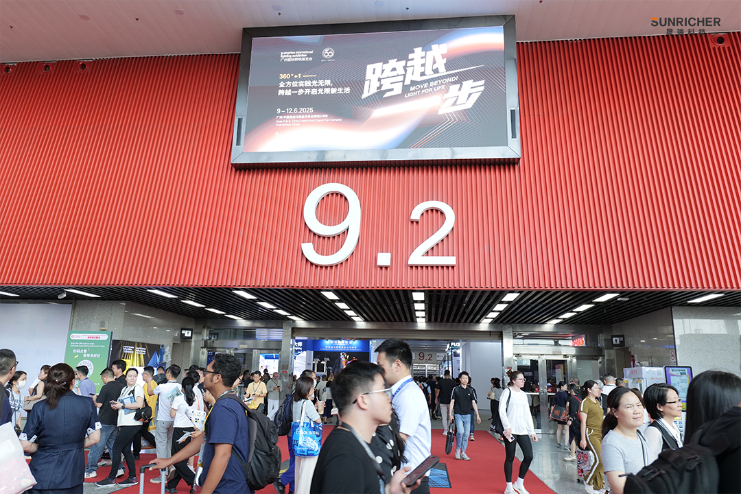 展板07.png 展板07.png